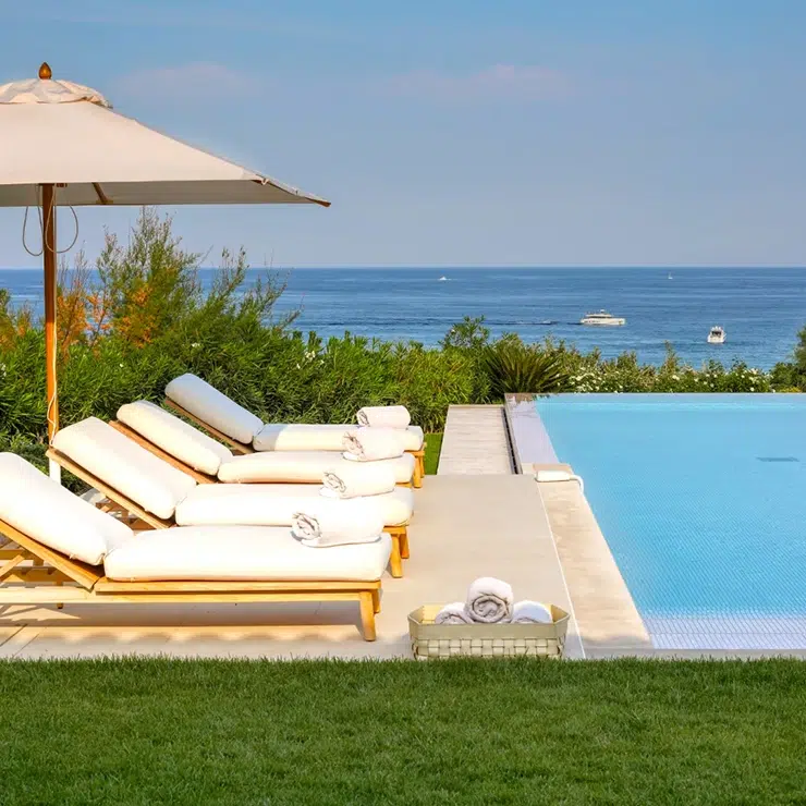 Location de maison de luxe à Ramatuelle avec piscine et vue mer